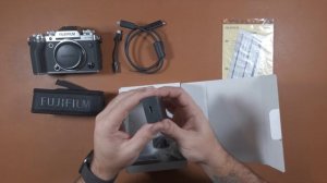 Fujifilm X-T5 - Unboxing - Fuji Guys