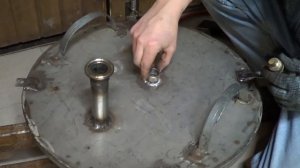Пайка штуцера из латуни к крышке бака из нержавейки 2 мм ч2.soldering stainless steel