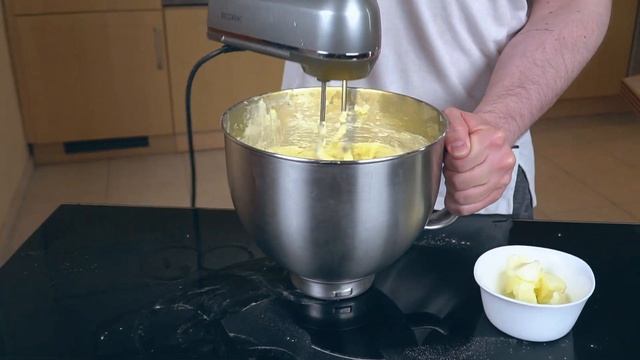 ЭТО ПУХ: рецепт идеальных булочек для домашнего бургера! смотреть онлайн