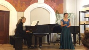 Вивальди, ария Клеопатры из оперы «Тигран».  Исполняет А.Ковалёва, концертмейстер Н.Д.Каретникова.