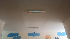 Люминесцентная лампа на занятии