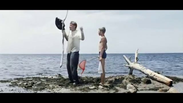 иди отсюда мальчик, не мешай смотреть онлайн