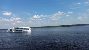 теплоход Штандарт