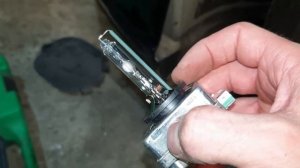 Audi A6 C7 замена ламп ближнего/дальнего света . Подробное руководство