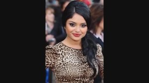 Афшан Азад (Afshan Azad)