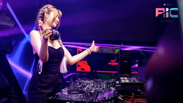 🎵👅RiC-Remix👅🎵MIXTAPE 2024🥁💃On The Floor NONSTOP VIP Remix in Club🎵🕺Vailerng VIP 2024 смотреть онлайн