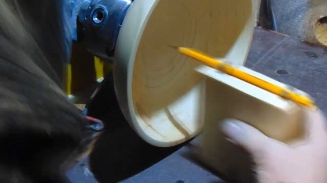 Вазочка из клёна . смотреть онлайн