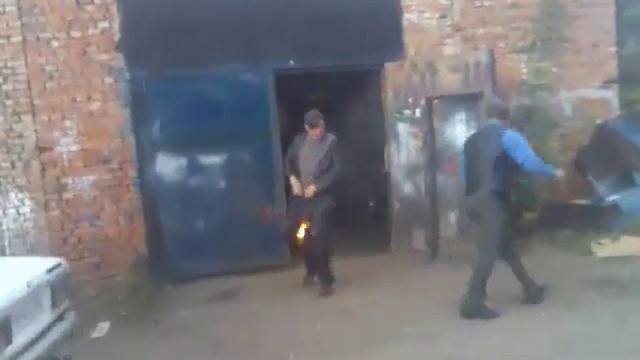 прикол взрыв смотреть онлайн