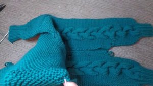 Детский комбинезон мишка с косами вязанный спицами. Часть  2-ая