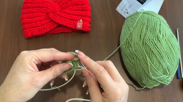 Повязка на голову спицами . Самый простой способ.?? смотреть онлайн