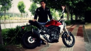 TEST Honda CB 300R