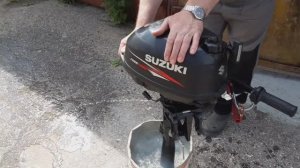 Suzuki DF2.5S обслужили и завели после 2 лет простоя.