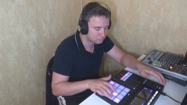 Музыкальный трек №003
