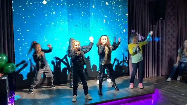 Песня Районы кварталы смотреть онлайн