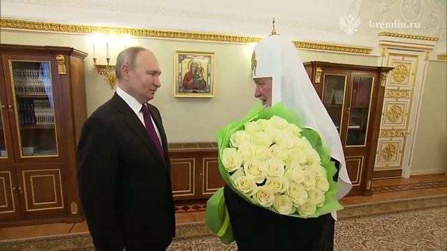 Владимир Путин встретился с Патриархом Московским и всея Руси смотреть онлайн