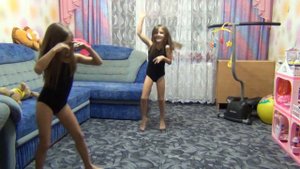 сестрички дурачатся)))