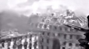 Установка знамени Победы над Рейхстагом