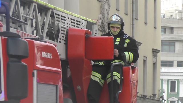 Пожар в здании Министерства обороны смотреть онлайн