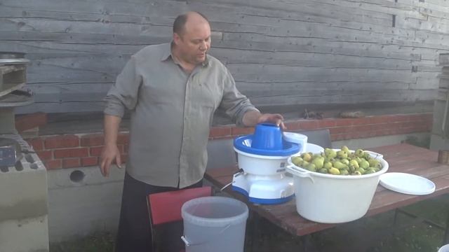 Две телеги компота. Грушевый сок. смотреть онлайн