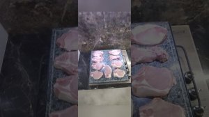МЯСО НА КАМНЕ ДОМА!!!  КАМЕННАЯ ЖАРОВНЯ!!!!🗿 Жарим на газу #камень #каменнаяжаровня #мясо #мясонака