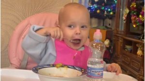 Как научить ребенка самостоятельно кушать. Длинная версия)