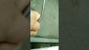 Крючек для вязки арматуры.