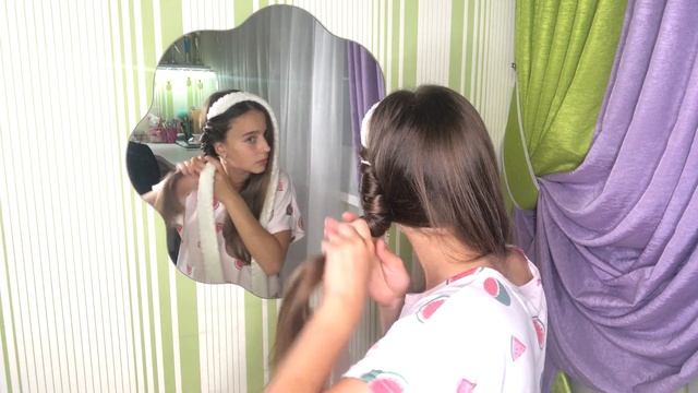 Новый способ как сделать кудри без плойки / @NastionaZhuk смотреть онлайн