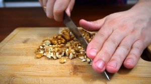 Сладкая колбаска из печенья простой рецепт к чаю на десерт!