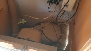 Продолжаем реставрацию Прицеп-Дом на колёсах, расстроены, пол прогнил, прицеп в плесени.