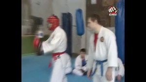 Попов Алексей. Армейский рукопашный бой.