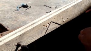 Как можно применить ручную дрель вместо шуруповерта