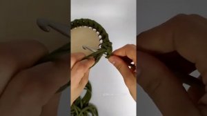 Корзинка из трикотажной пряжи. Узор диагональная галочка.