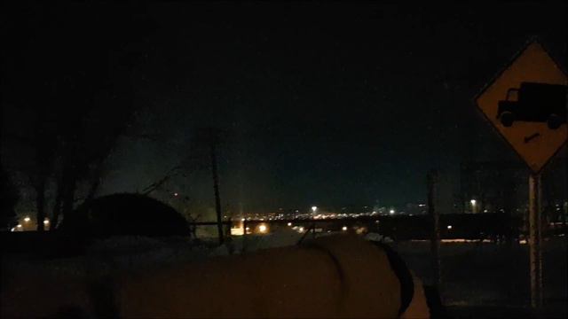 Прогулки по Канаде №1 Light pillars - Halo (optical phenomenon), Quebec City,CANADA, Световые столб