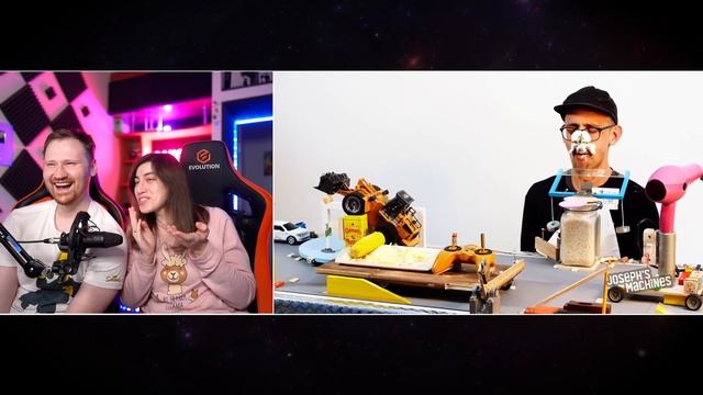 Реакция на Conveyor belt feeds me 5 course meal смотреть онлайн