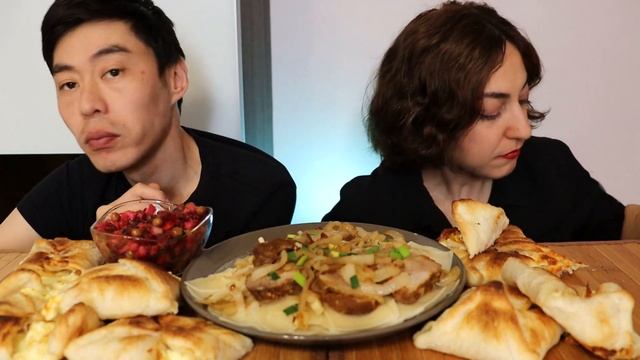 MUKBANG/ МУКБАНГ по домашнему---Хачапури/Бешбармак/Винегрет--- не асмр смотреть онлайн