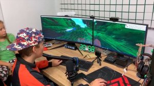 МАЙНКРАФТ НА ДВУХ МОНИТОРАХ ! Как играть на двух мониторах как на одном