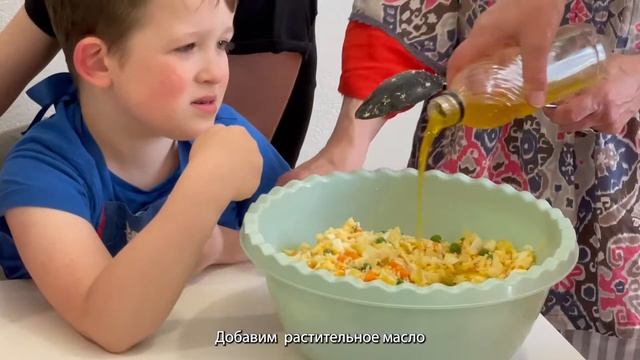 Пирожки с картошкой и овощами. Готовят дети