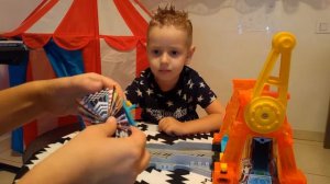 Распаковка ПРЫГУЧего ТРЕКА!!! Спыш Blaze and the MONSTER MACHINES