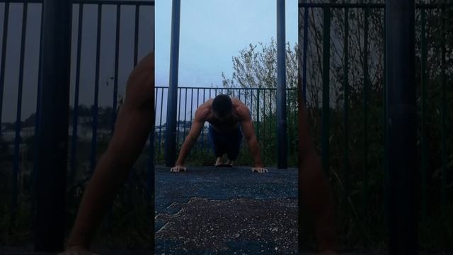 Отжимания 50 раз и 12 подтягиваний. смотреть онлайн