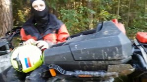 Сравнение в грязи suzuki king quad и yamaha grizlly