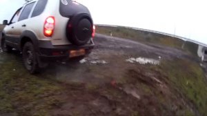 Шеви нива цепи.Грязь. Лайт оффроад!