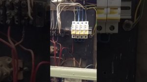 Замена автоматов в электрощите.