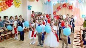 За окошком солнце