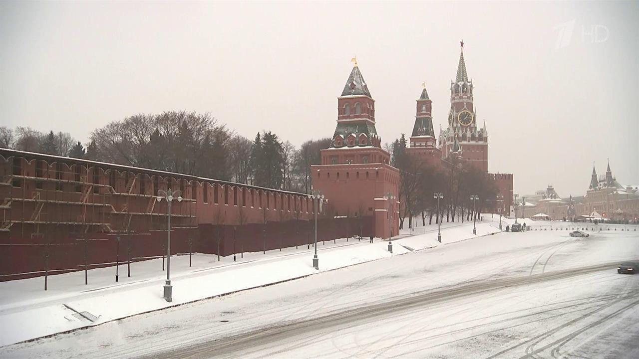 Владимир Путин подписал распоряжение о поощрении целого ряда российских граждан за их работу