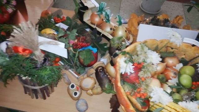 Осенние поделки, выставка, работы из природных материалов смотреть онлайн