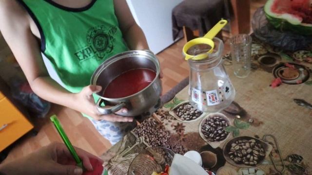 VLOG 18 августа 2022г.Сок и мороженое из арбуза. смотреть онлайн