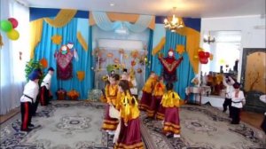 150 ансамбль Лазорик  г  Новочеркасск танец Бравый Атаман