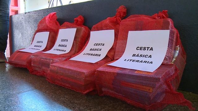Cozinha Literária faz sucesso e incentiva a leitura entre crianças смотреть онлайн