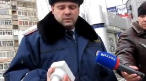 Водитель  разбил  стекло  с заводской тонировкой .))) гаи гибдд