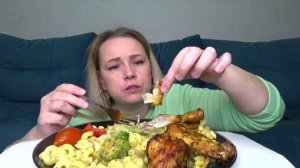 МУКБАНГ МАКАРОНЫ С БРОККОЛИ, КУРИЦА ЗАПЕЧЕННАЯ В ДУХОВКЕ, СОЛЕНЬЯ/// Mukbang еда на камеру/ Не АСМР